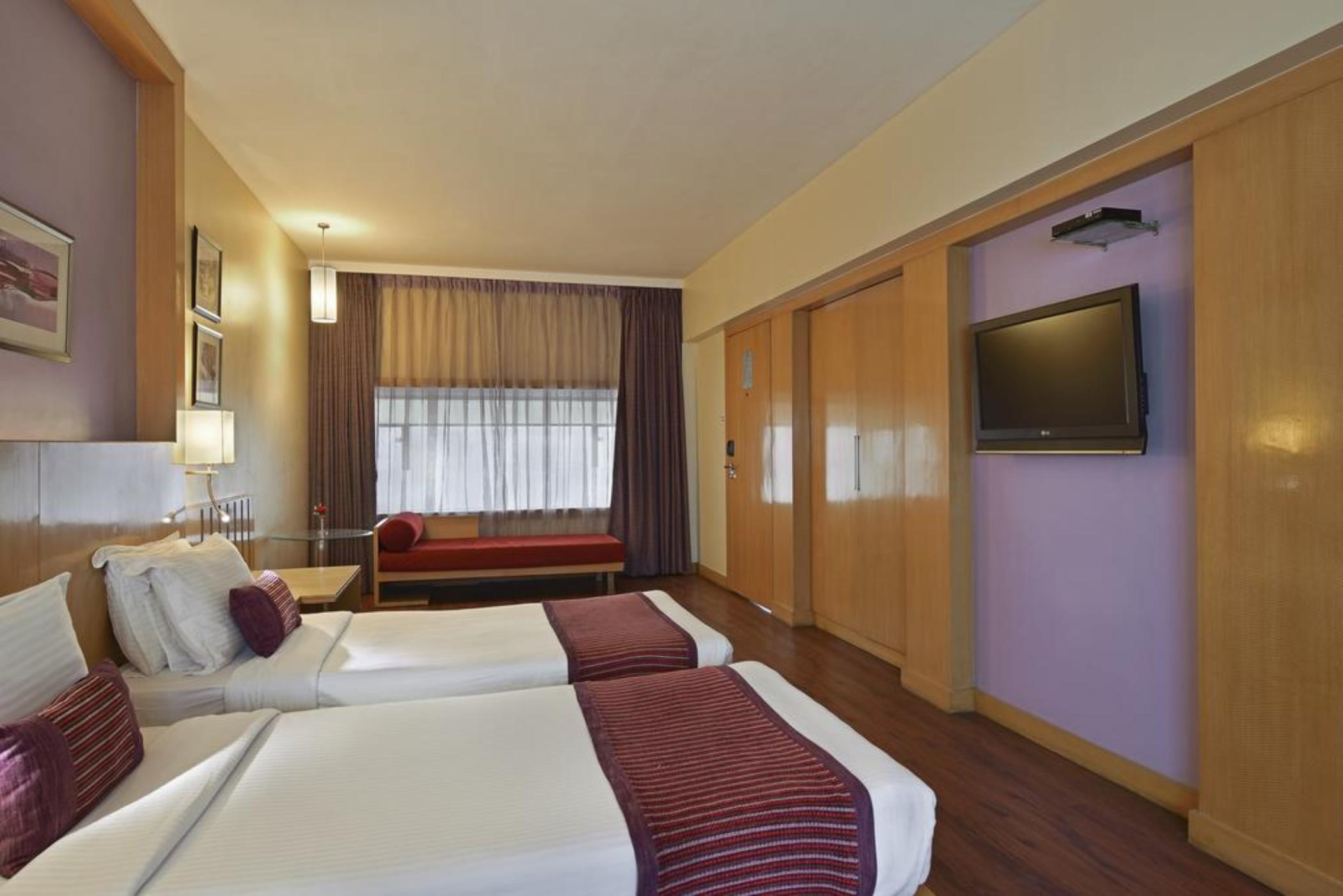 Hotel Heritage Formerly Known As Comfort Inn Heritage Мумбай Екстериор снимка