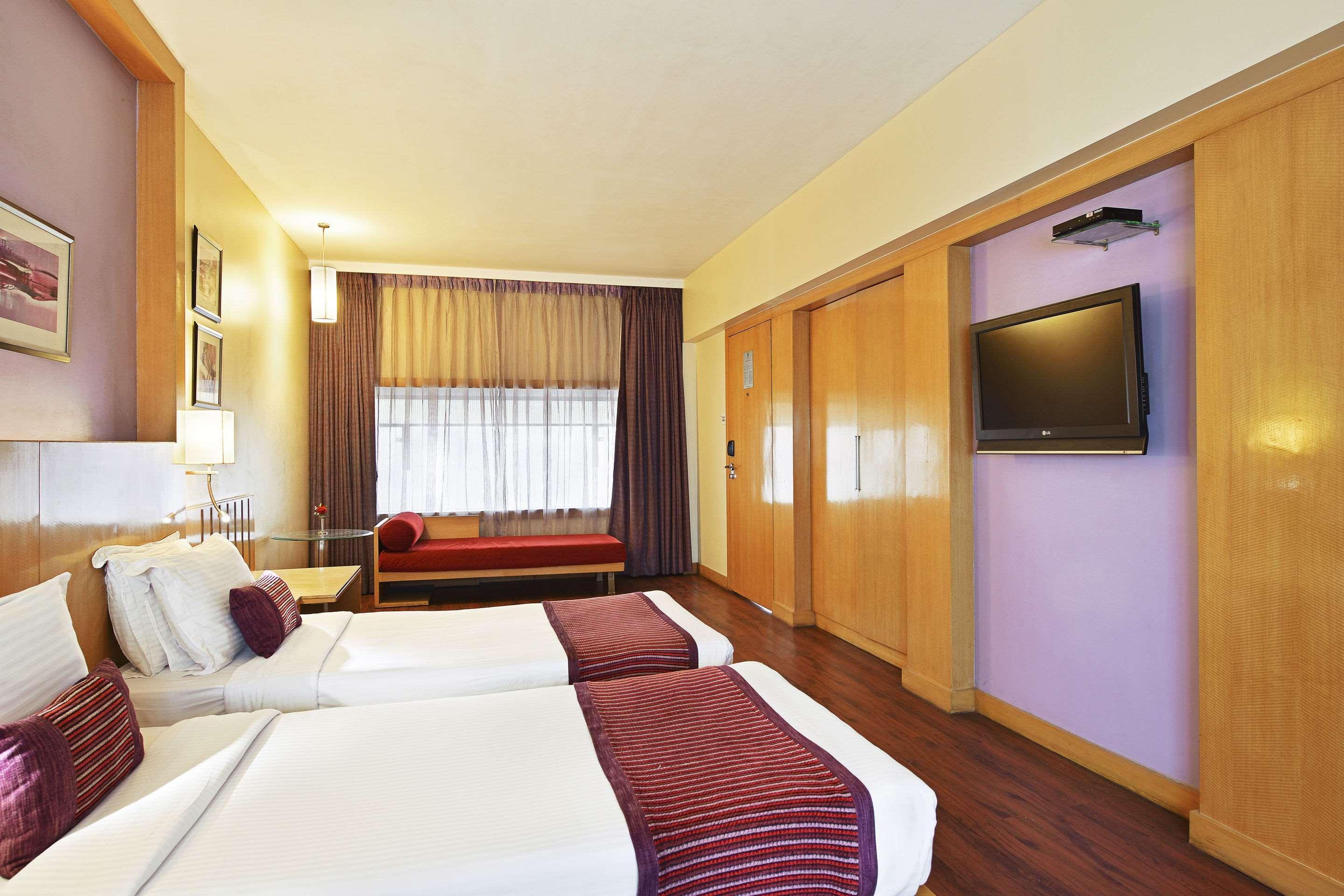 Hotel Heritage Formerly Known As Comfort Inn Heritage Мумбай Екстериор снимка