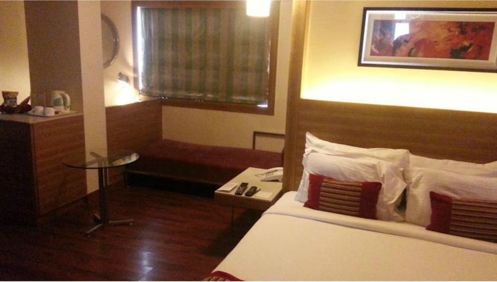 Hotel Heritage Formerly Known As Comfort Inn Heritage Мумбай Екстериор снимка